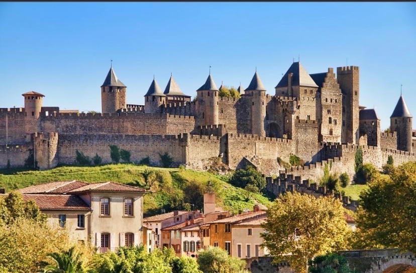 Gite Au Pied De La Cite Medievale - Le 127 Carcassonne Exteriér fotografie